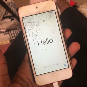 Pink Ipod Touch 5thGen CRACKED & LOCKED